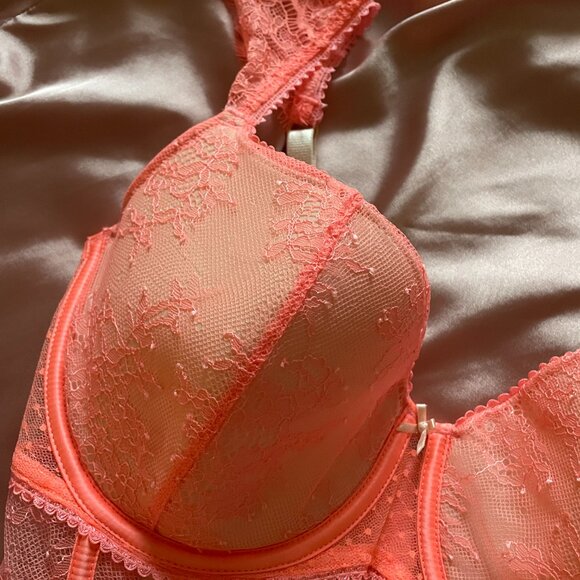 Victoria's Secret, S-DD, Dream Angels Lace Corset In Neon Nectar (BRIGHT CORAL) - Picture 5 of 10